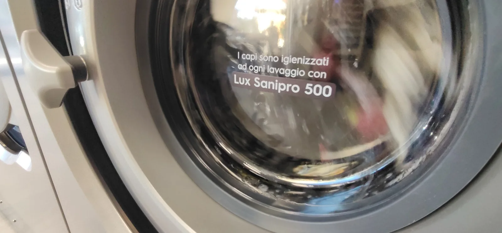 Lavaggio OndaBlu con igienizzante Lux Sanipro 500